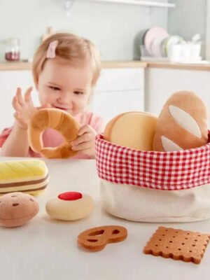 Hape-Toddler-Bread-Basket-Hape-Toy-Market-44415061.jpg